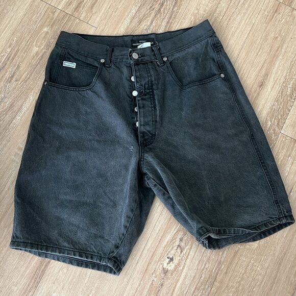 Guess by Marciano • Vintage long denim shorts - Picture 3 of 11